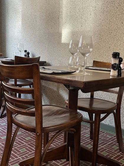 Gedekte tafel in het restaurant